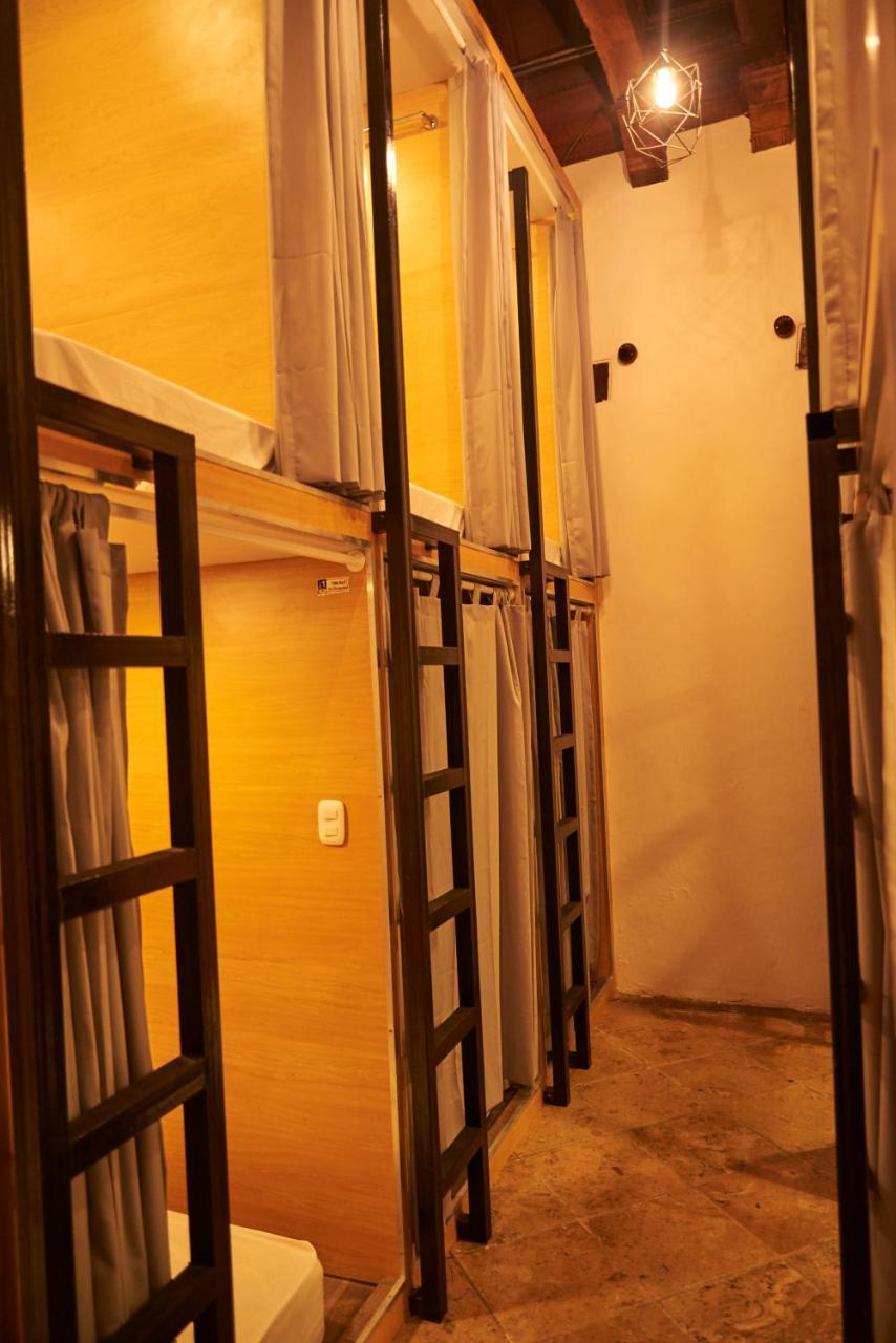 The Icon Capsule Hostal *
